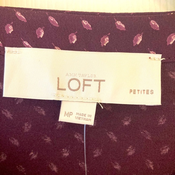 NWT Loft Blouse Long Sleeve Mixed Media Plum Leaf Pattern MP - Picture 4 of 7